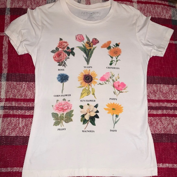 Flower tee - Picture 1 of 3
